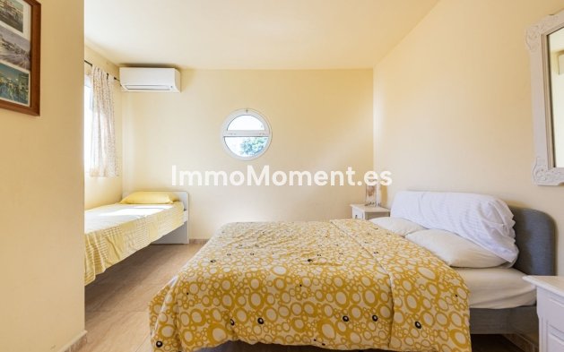 Resale - Villa - Marbella - San Pedro de Alcántara