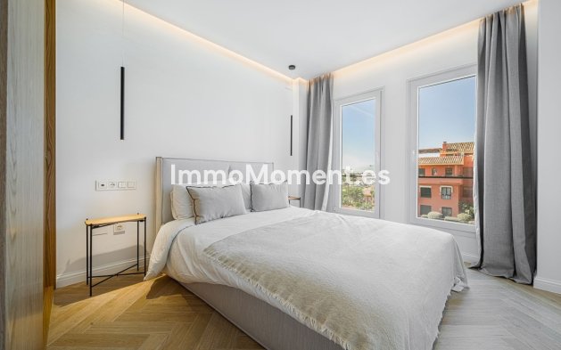 Resale - Apartment - Estepona - New Golden Mile