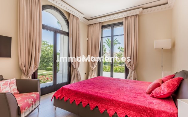 Revente - Villa - Marbella - Hacienda Las Chapas