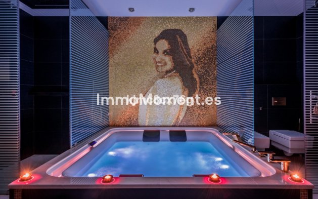 Revente - Villa - Marbella - Hacienda Las Chapas