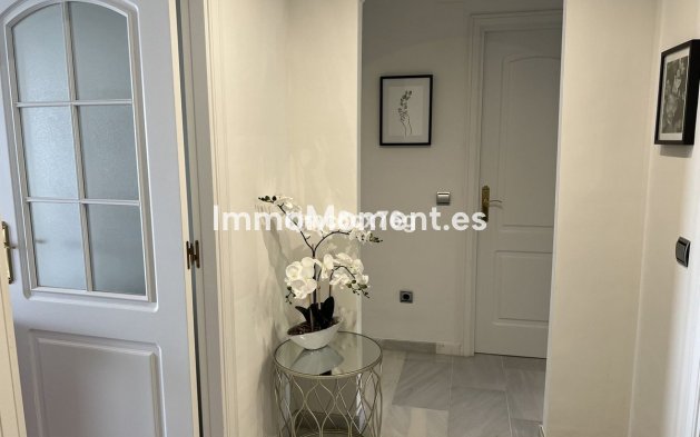 Resale - Apartment - Mijas - Calahonda