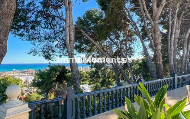 Resale - Villa - Torremolinos