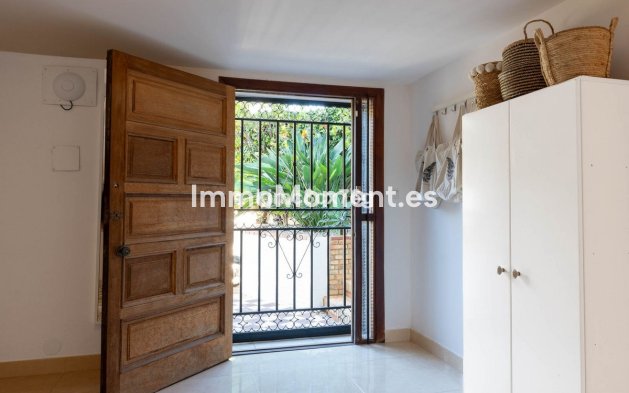 Resale - Villa - Torremolinos