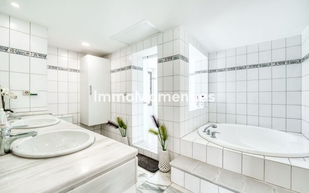 Wiederverkauf - Wohnung - Marbella - Elviria