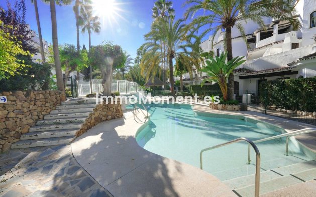 Wiederverkauf - Wohnung - Marbella - Elviria