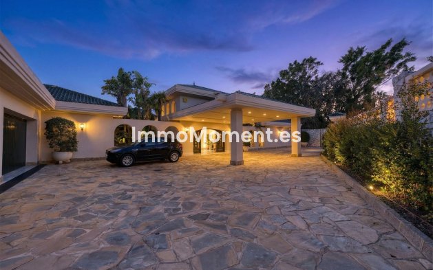 Resale - Detached villa - Marbella - Río Real