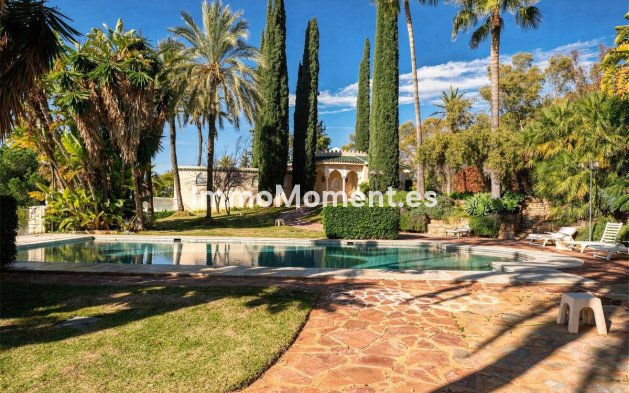 Resale - Detached villa - Marbella - Río Real
