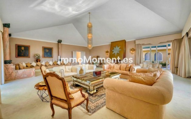 Resale - Detached villa - Marbella - Río Real
