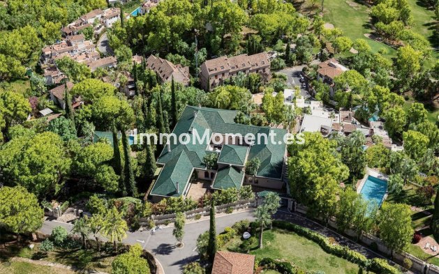 Resale - Detached villa - Marbella - Río Real
