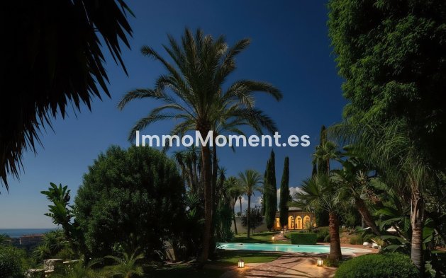 Resale - Detached villa - Marbella - Río Real