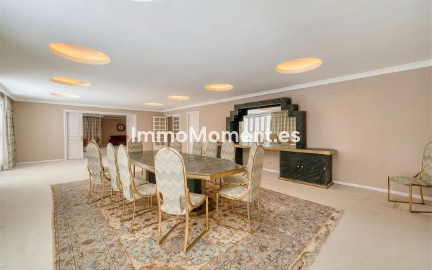 Resale - Detached villa - Marbella - Río Real