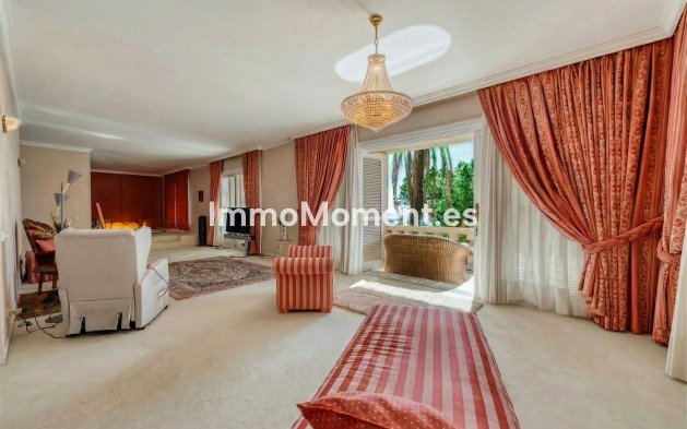 Resale - Detached villa - Marbella - Río Real