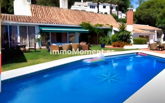Resale - Villa - Marbella - Nueva Andalucía