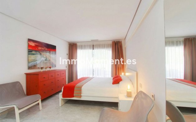 Reventa - Apartamento - Marbella - Elviria