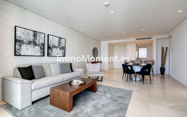 Wiederverkauf - Wohnung -   Inländisch - Ojén