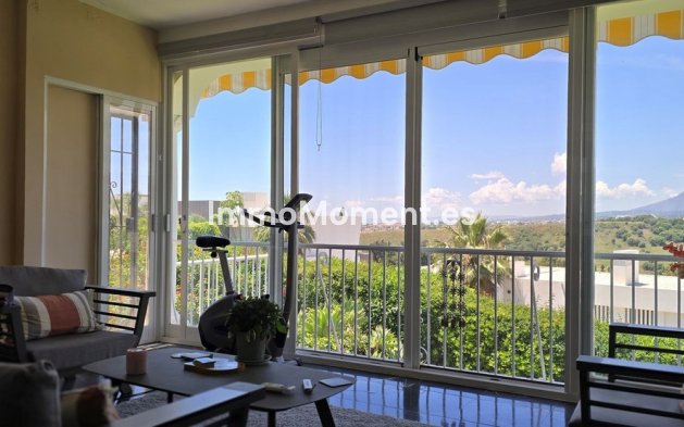 Resale - Apartment - El Paraiso - New Golden Mile