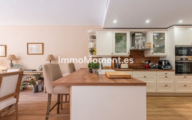 Resale - Villa - Marbella - Nagüeles