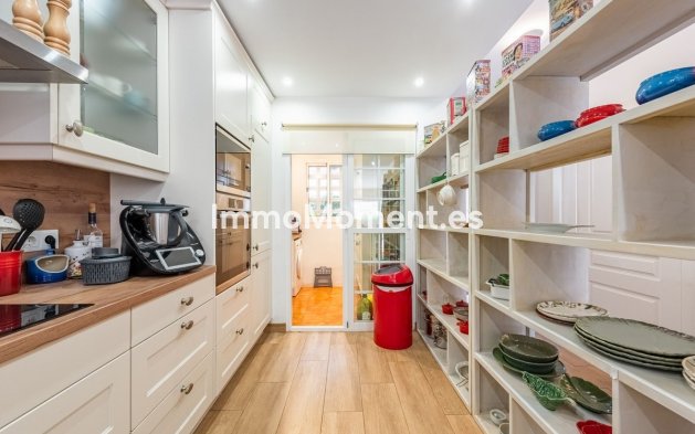 Resale - Villa - Marbella - Nagüeles