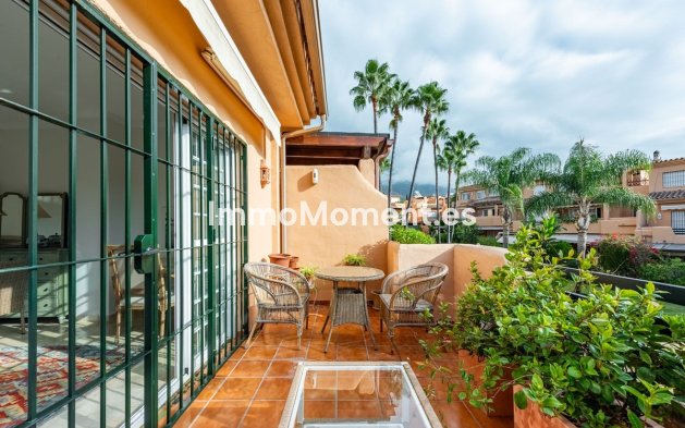 Resale - Villa - Marbella - Nagüeles