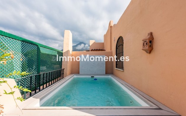 Resale - Villa - Marbella - Nagüeles