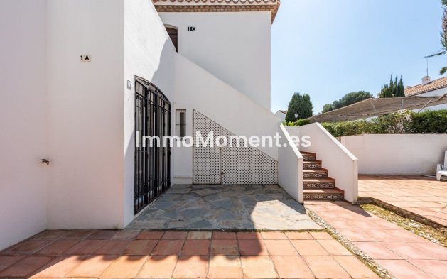 Wiederverkauf - Wohnung - Estepona  - Benamara