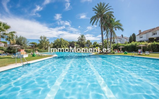 Wiederverkauf - Wohnung - Estepona  - Benamara