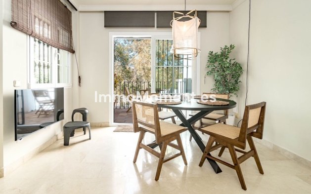 Revente - Appartement - Marbella - Nueva Andalucía