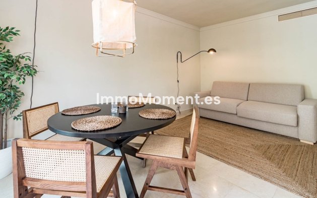 Revente - Appartement - Marbella - Nueva Andalucía