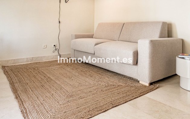 Revente - Appartement - Marbella - Nueva Andalucía