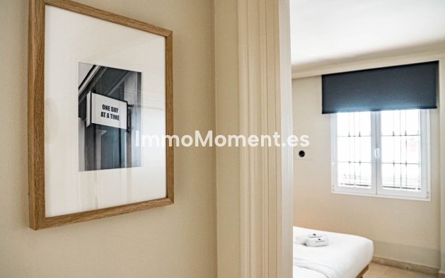 Revente - Appartement - Marbella - Nueva Andalucía