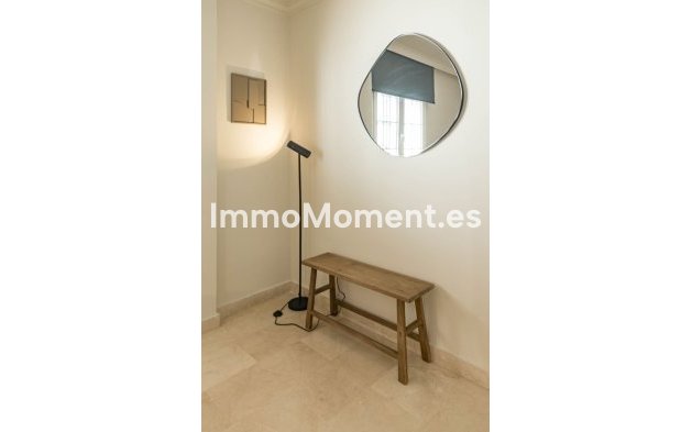 Revente - Appartement - Marbella - Nueva Andalucía