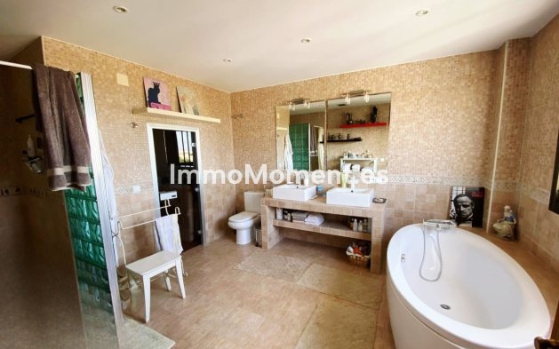 Resale - Villa - Marbella - Marbella Centro