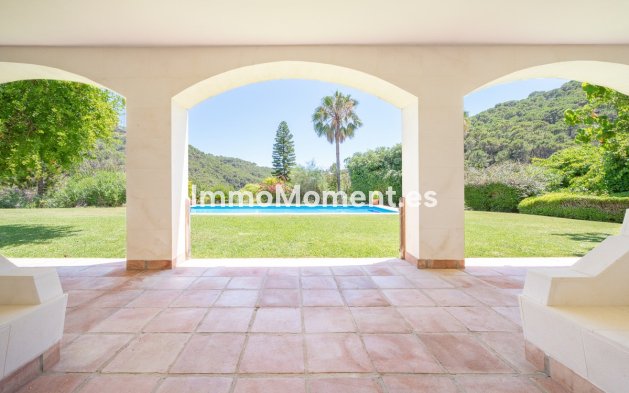 Revente - Villa - Estepona  - Estepona Centro