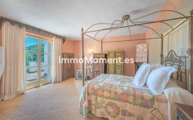 Revente - Villa - Estepona  - Estepona Centro