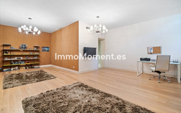 Revente - Villa - Marbella - The Golden Mile