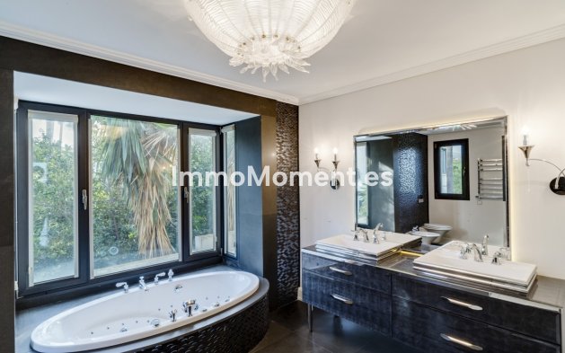 Revente - Villa - Marbella - The Golden Mile