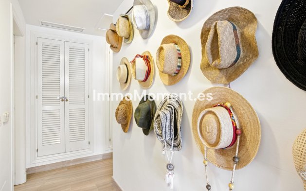 Revente - Appartement - Marbella - Elviria