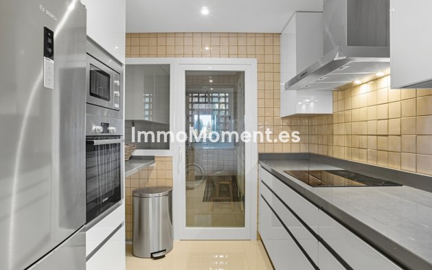 Wiederverkauf - Wohnung - Marbella - Nueva Andalucía