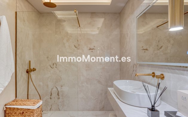Resale - Apartment - Mijas - La Cala Golf