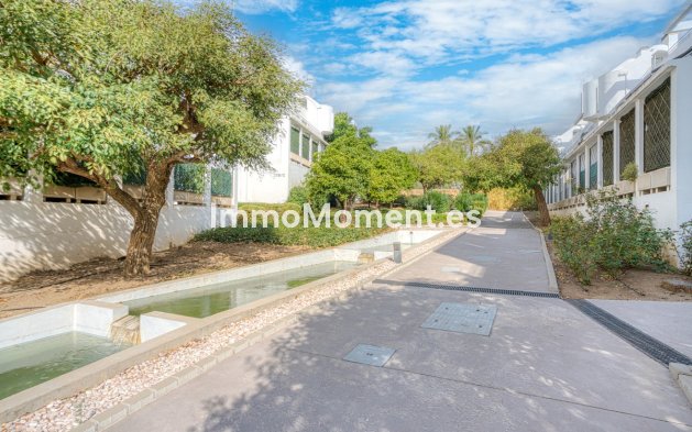 Resale - Apartment - Mijas - La Cala Golf