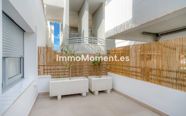Resale - Apartment - Mijas - La Cala Golf