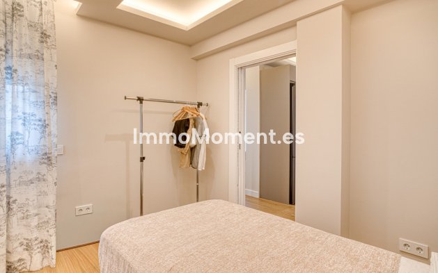 Resale - Apartment - Mijas - La Cala Golf
