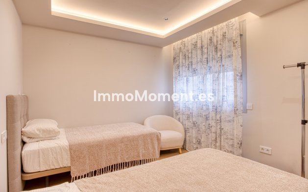 Resale - Apartment - Mijas - La Cala Golf
