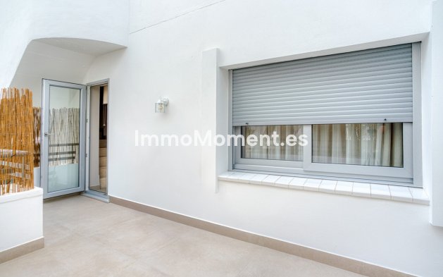 Resale - Apartment - Mijas - La Cala Golf