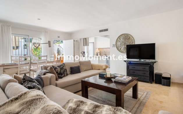 Reventa - Apartamento - Marbella - Río Real