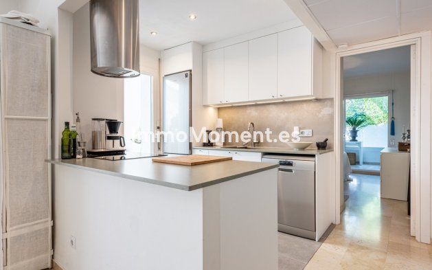 Reventa - Apartamento - Marbella - Río Real