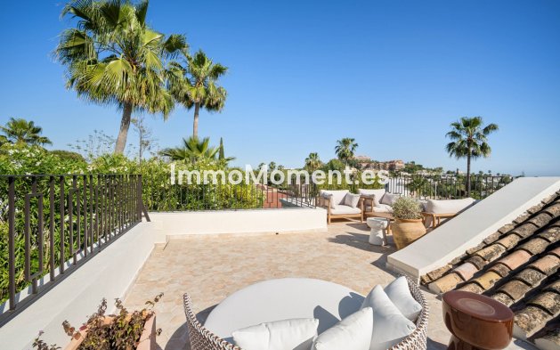 Revente - Villa - Marbella - Nueva Andalucía