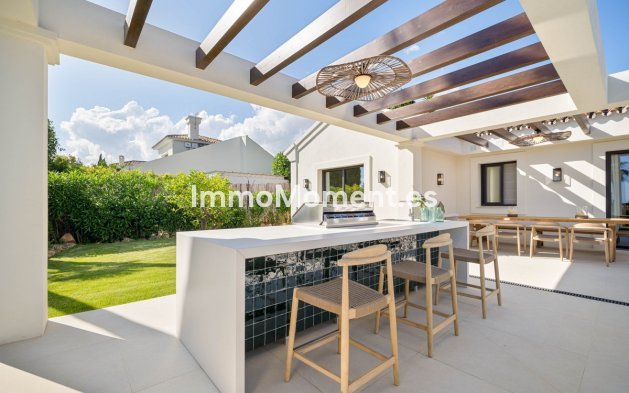 Revente - Villa - Marbella - Nueva Andalucía