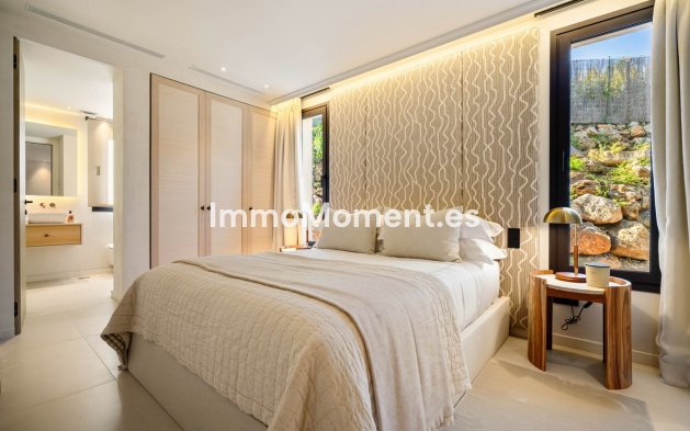 Revente - Villa - Marbella - Nueva Andalucía