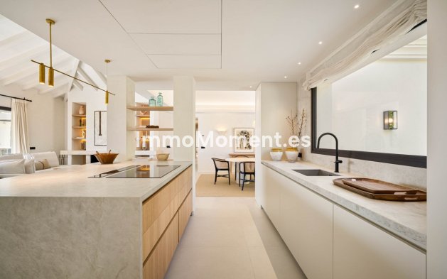 Revente - Villa - Marbella - Nueva Andalucía